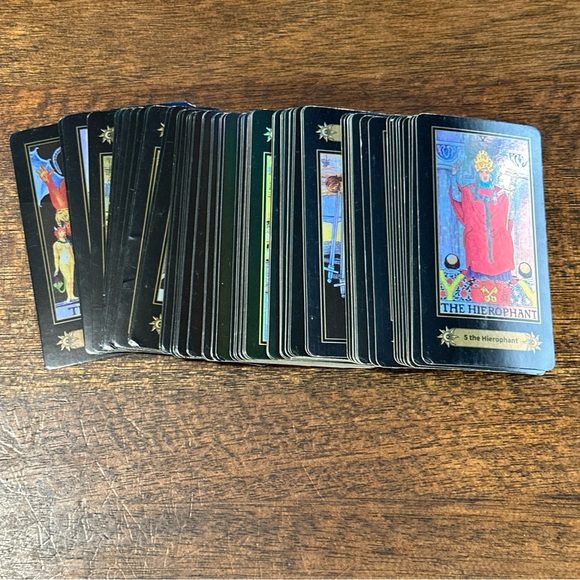 A.E. WAITE TAROT DECK HOLOGRAPHIC PRISMATIC CARDS MODEL #51916 - Picture 4 of 4